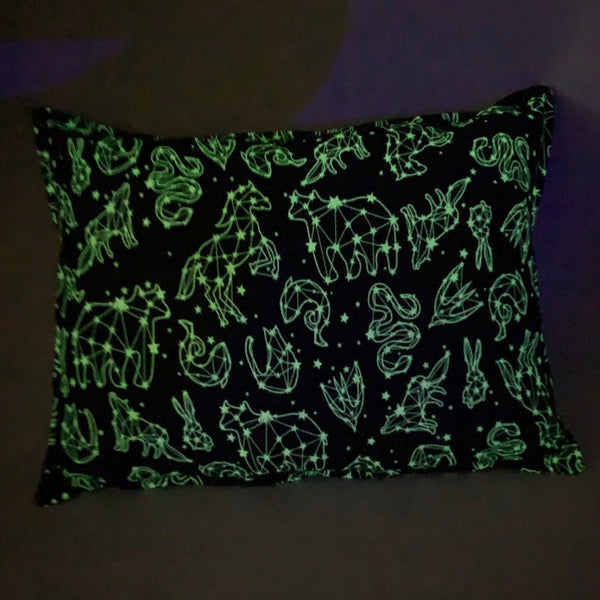 REACH FOR THE STARS PILLOW (Stars glow in the dark)
